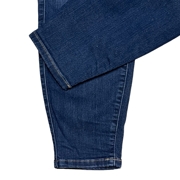 Torrid Legging Jeans Blue Denim Medium Wash 3 Button Jeggings Slim Leg Stretch - Picture 4 of 11